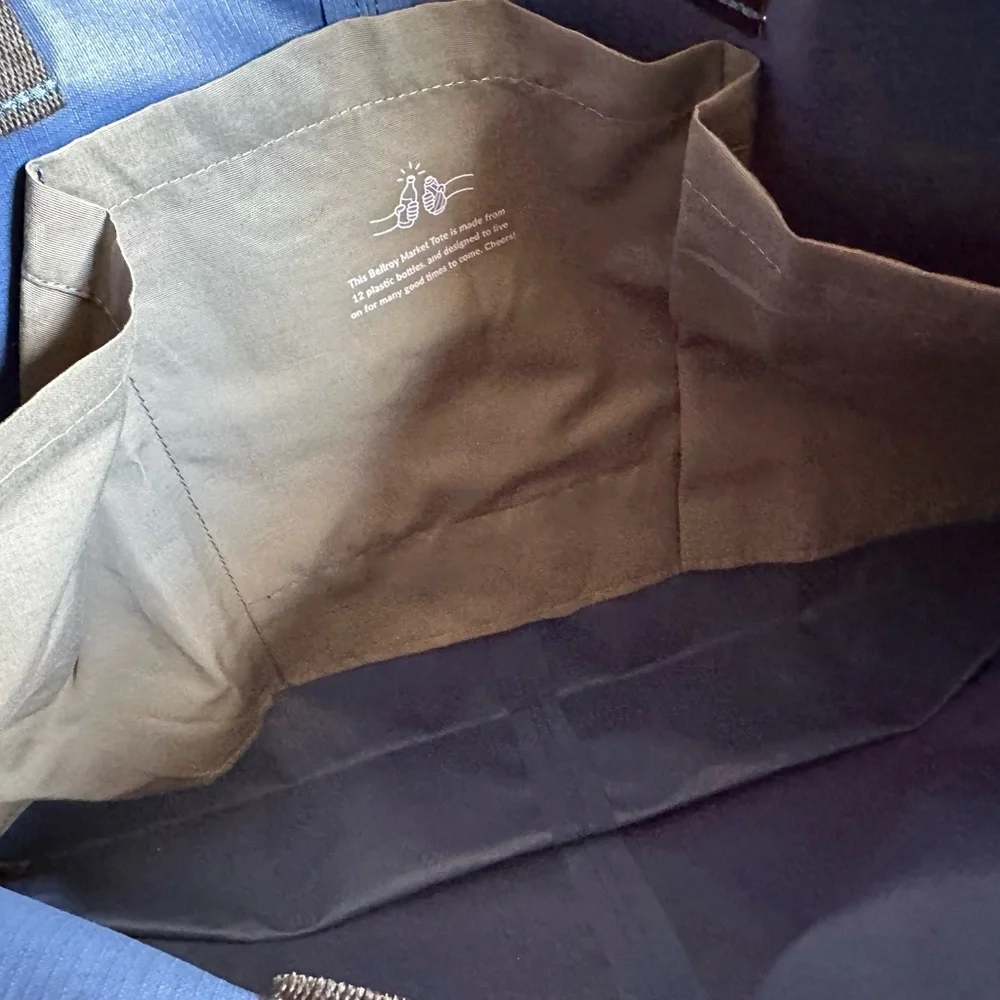 Bellroy Market Tote in Blue with Multicolor Straps - Picture 8 of 10